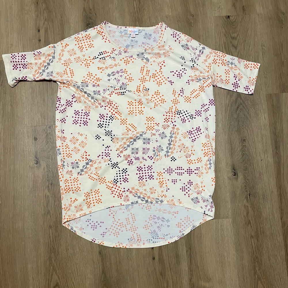 LuLaRoe women’s tunic top longer on the backside XS